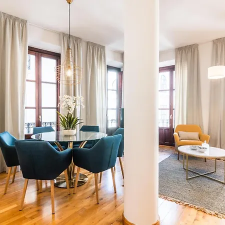 Apartamento Tuguest Isabel La Catolica Granada